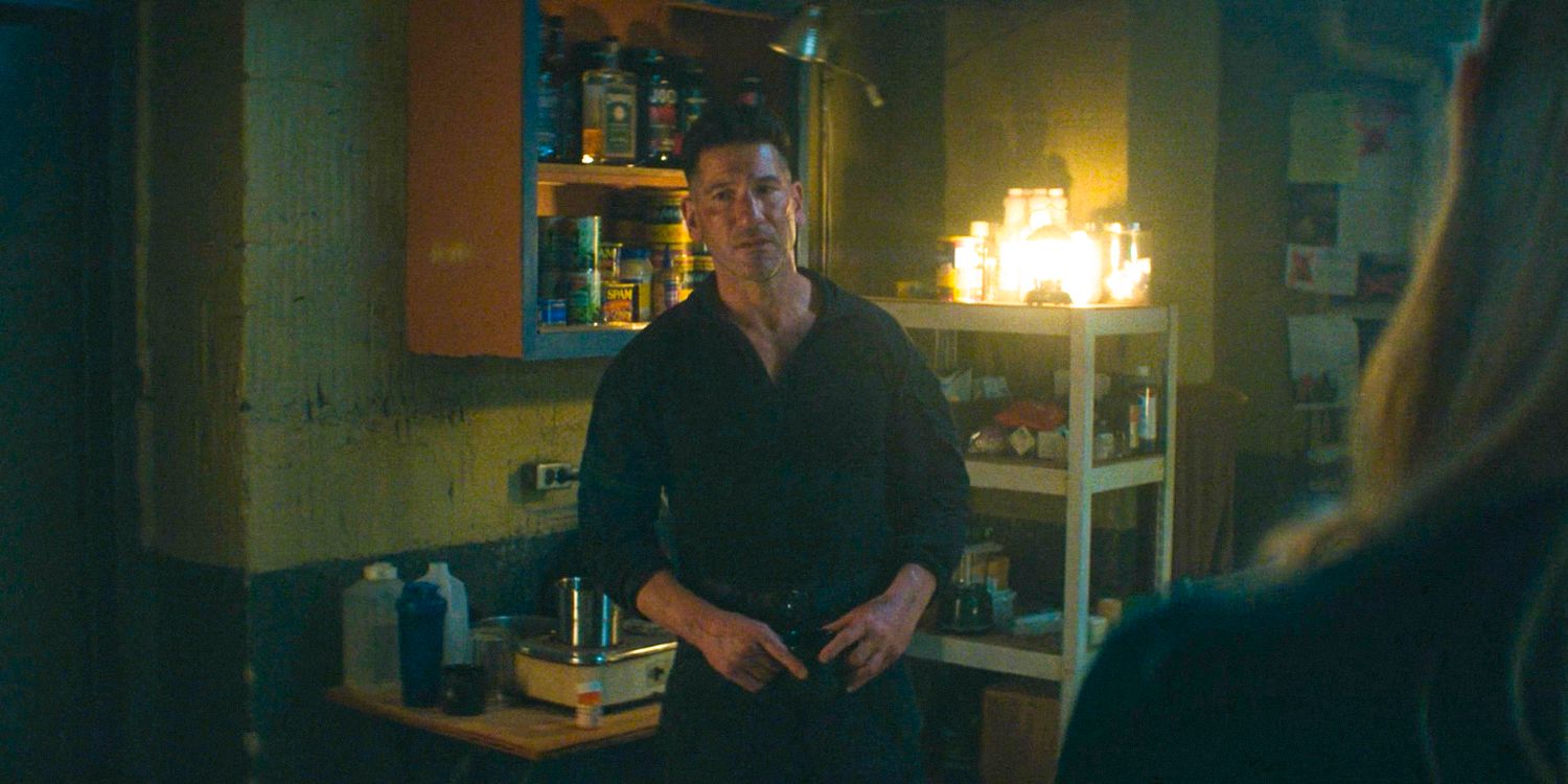 Frank Castel (Jon Bernthal) grand amateur de café.